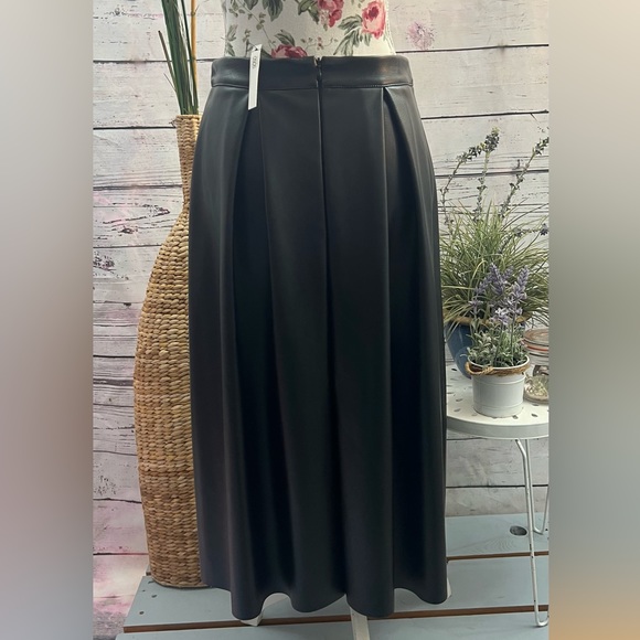 NWT ASOS Design Leather Look Full Midi Skirt with Box Pleats Size 6 - Picture 6 of 13